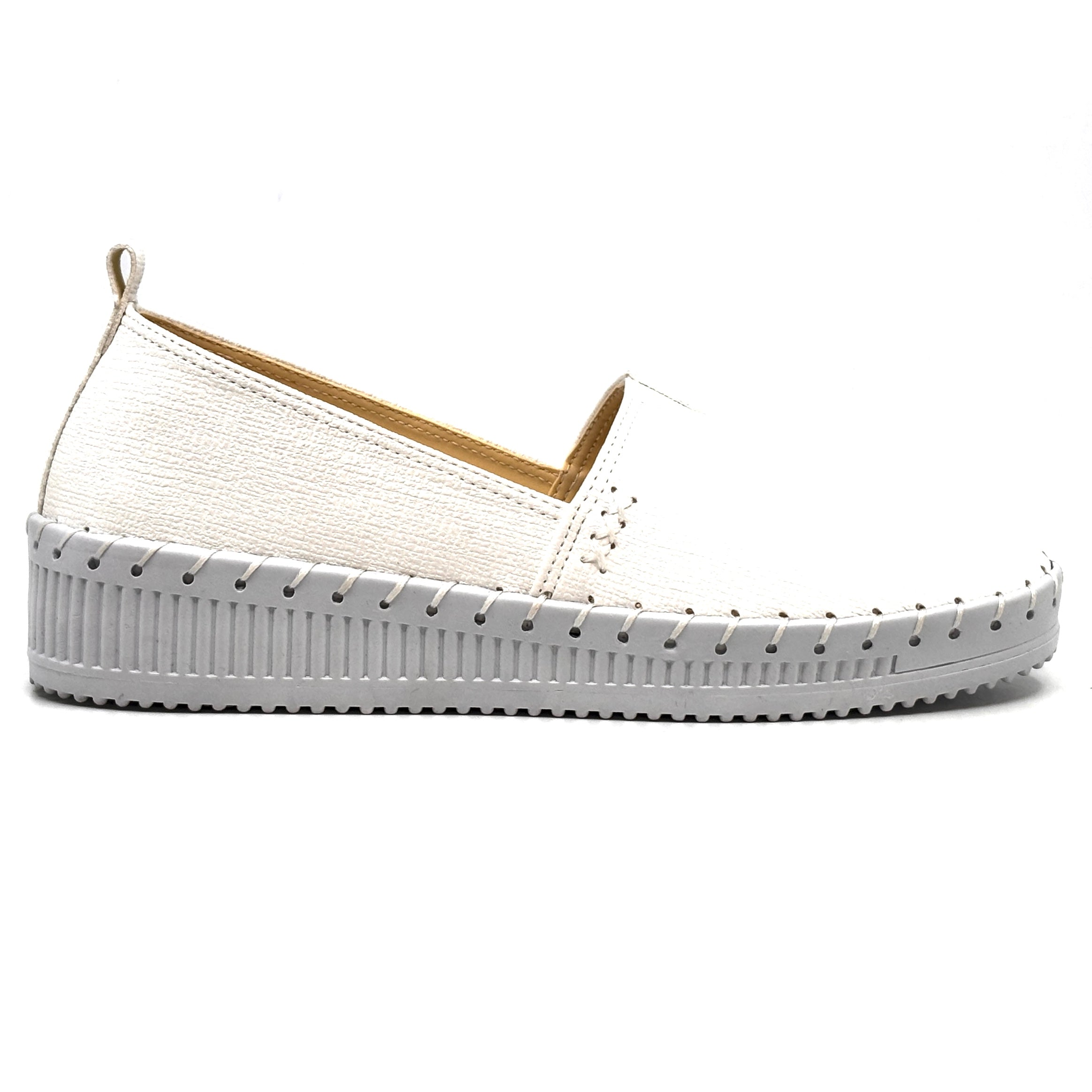 Logan- thick heel