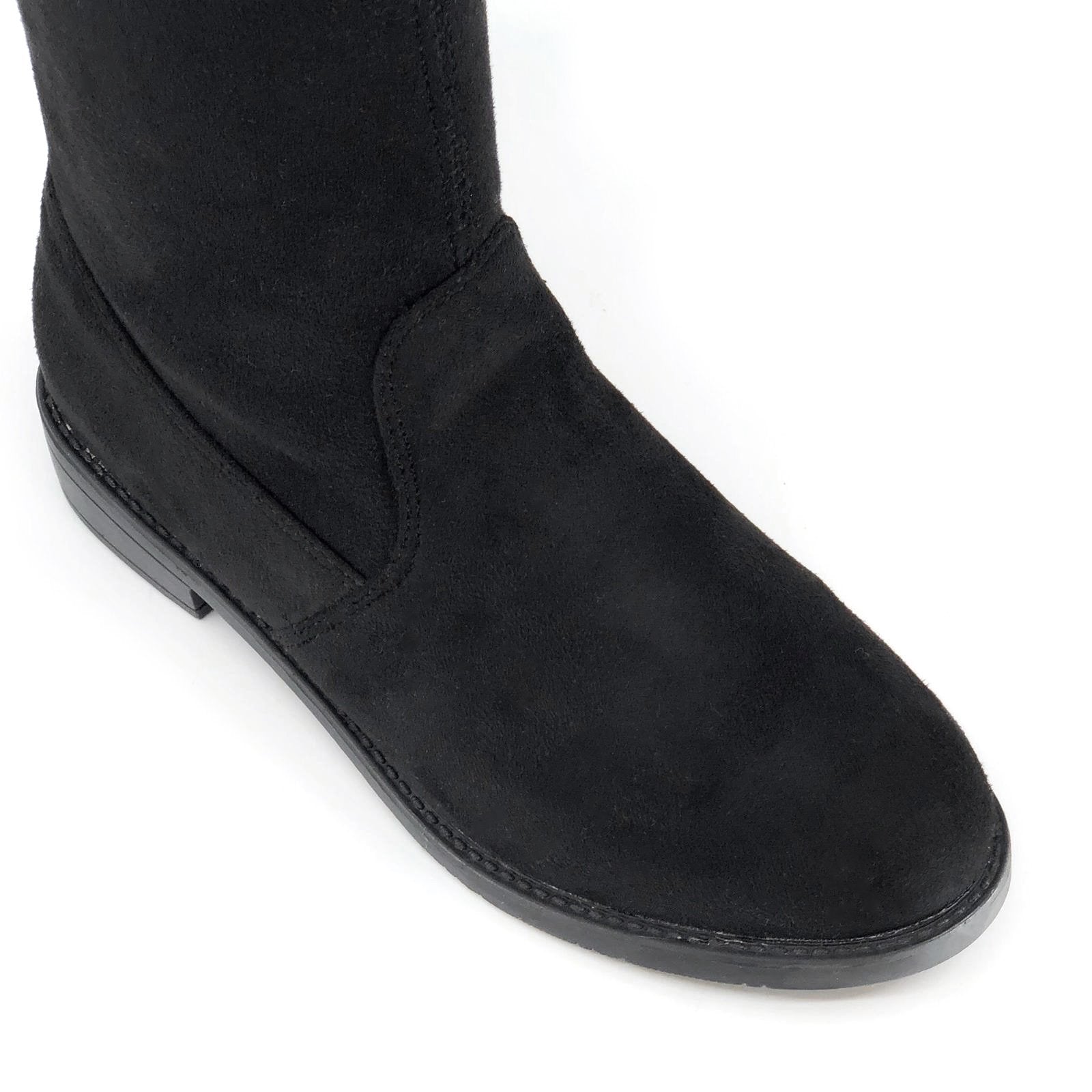 Desire Elle - Black Flat Over The Knee Boot De Louvre Shoes