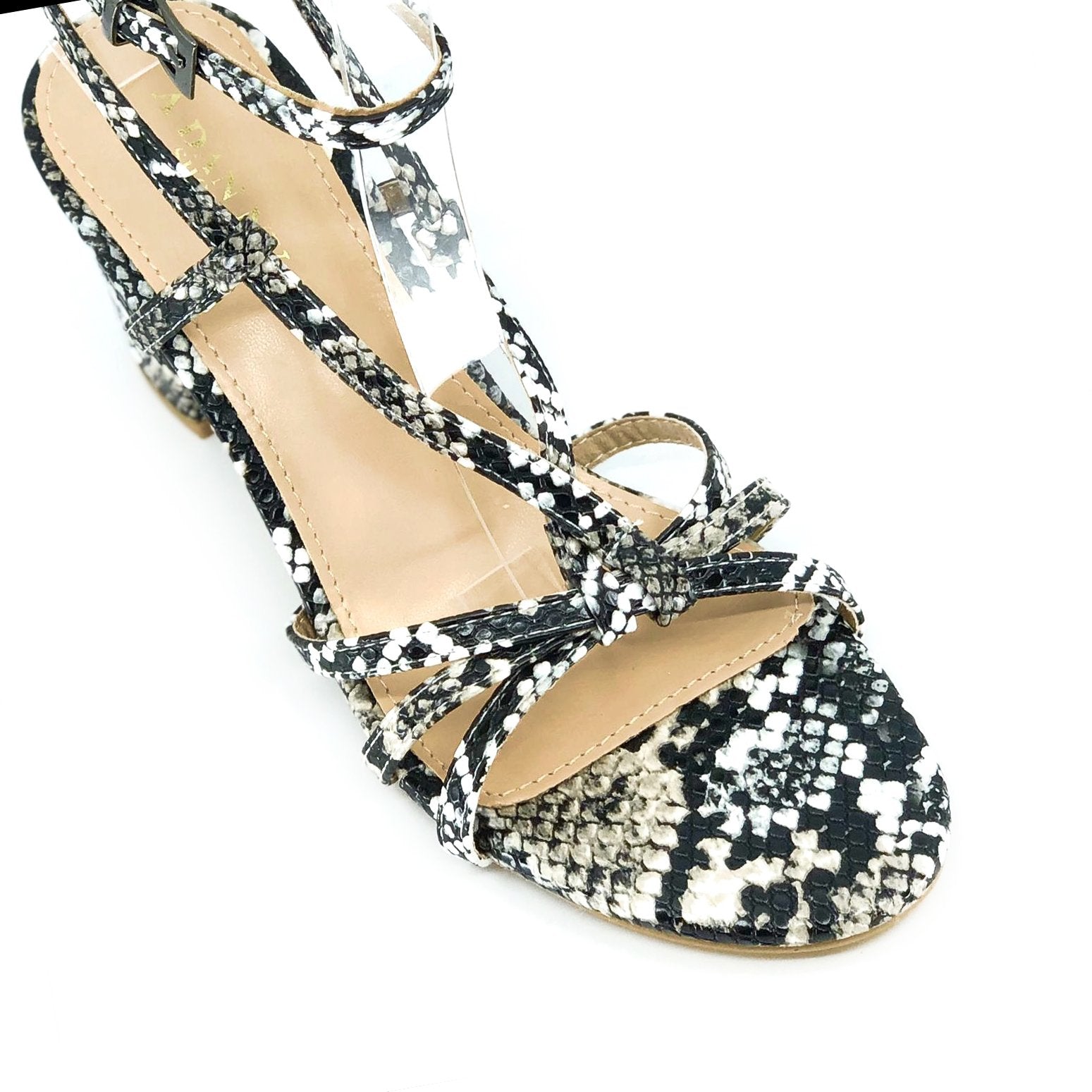 Snakeskin Bandages Sandal De Louvre Shoes