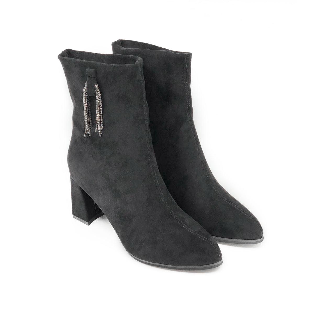 Suede Nova Ankle Boots De Louvre Shoes