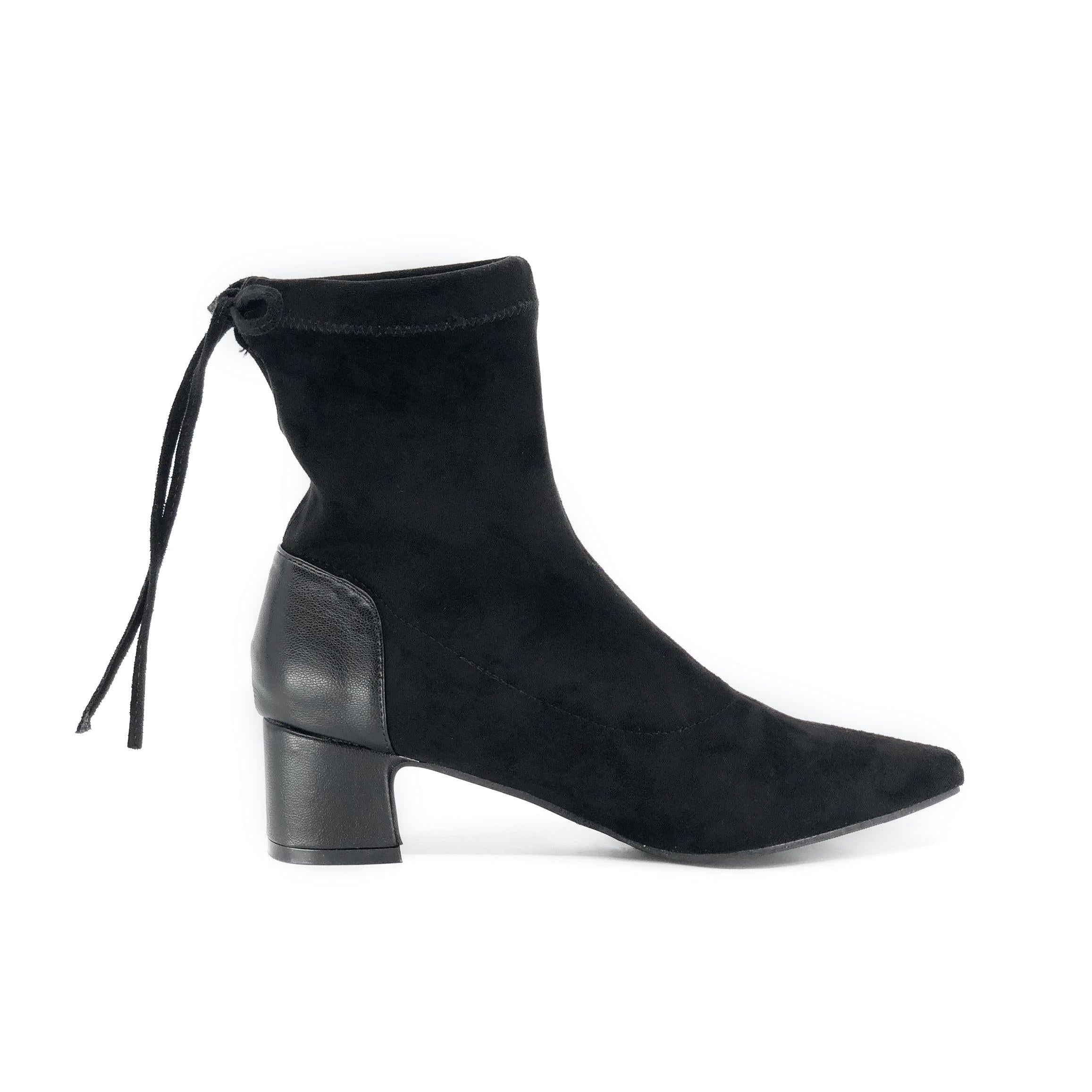 Vanessa De Louvre Shoes