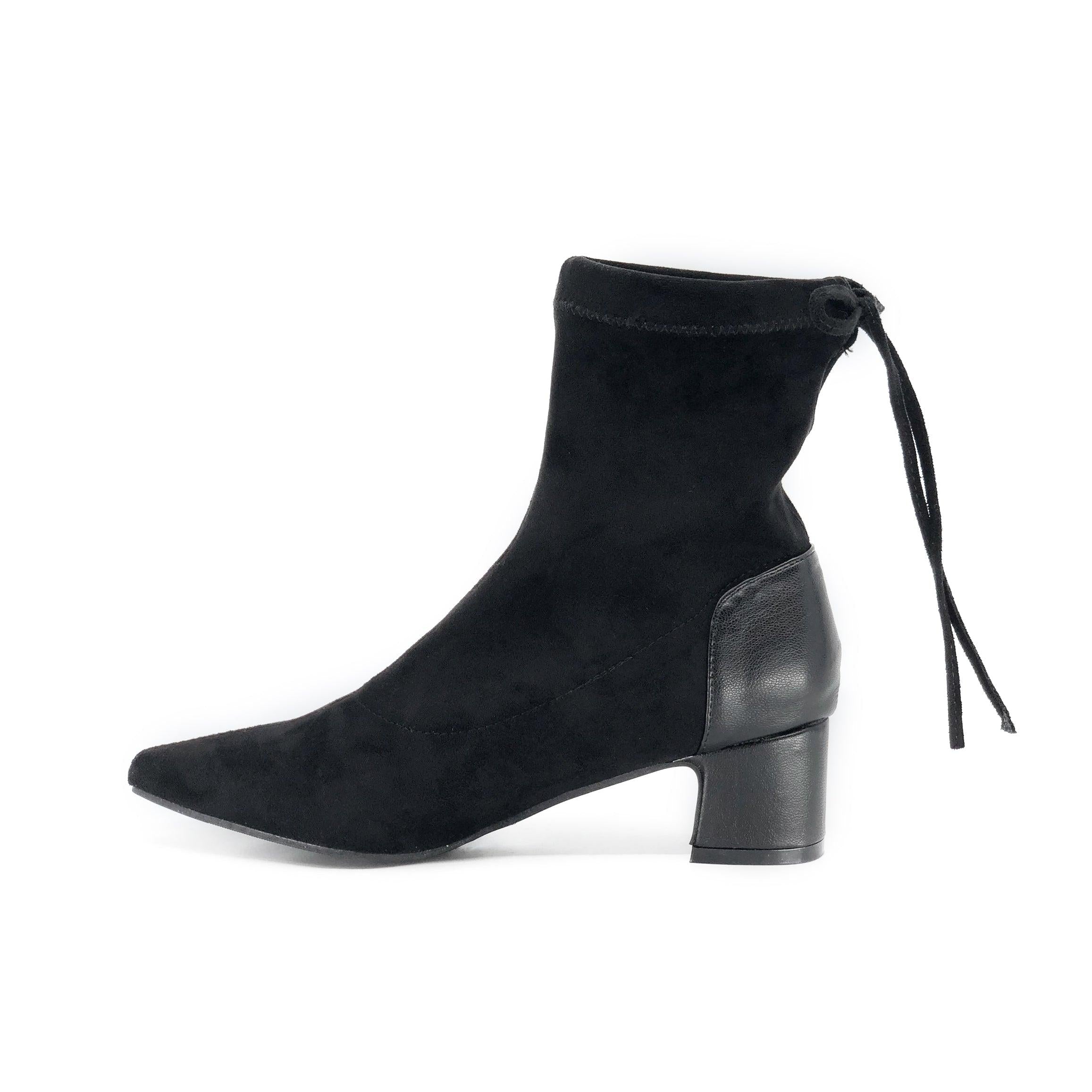 Vanessa De Louvre Shoes