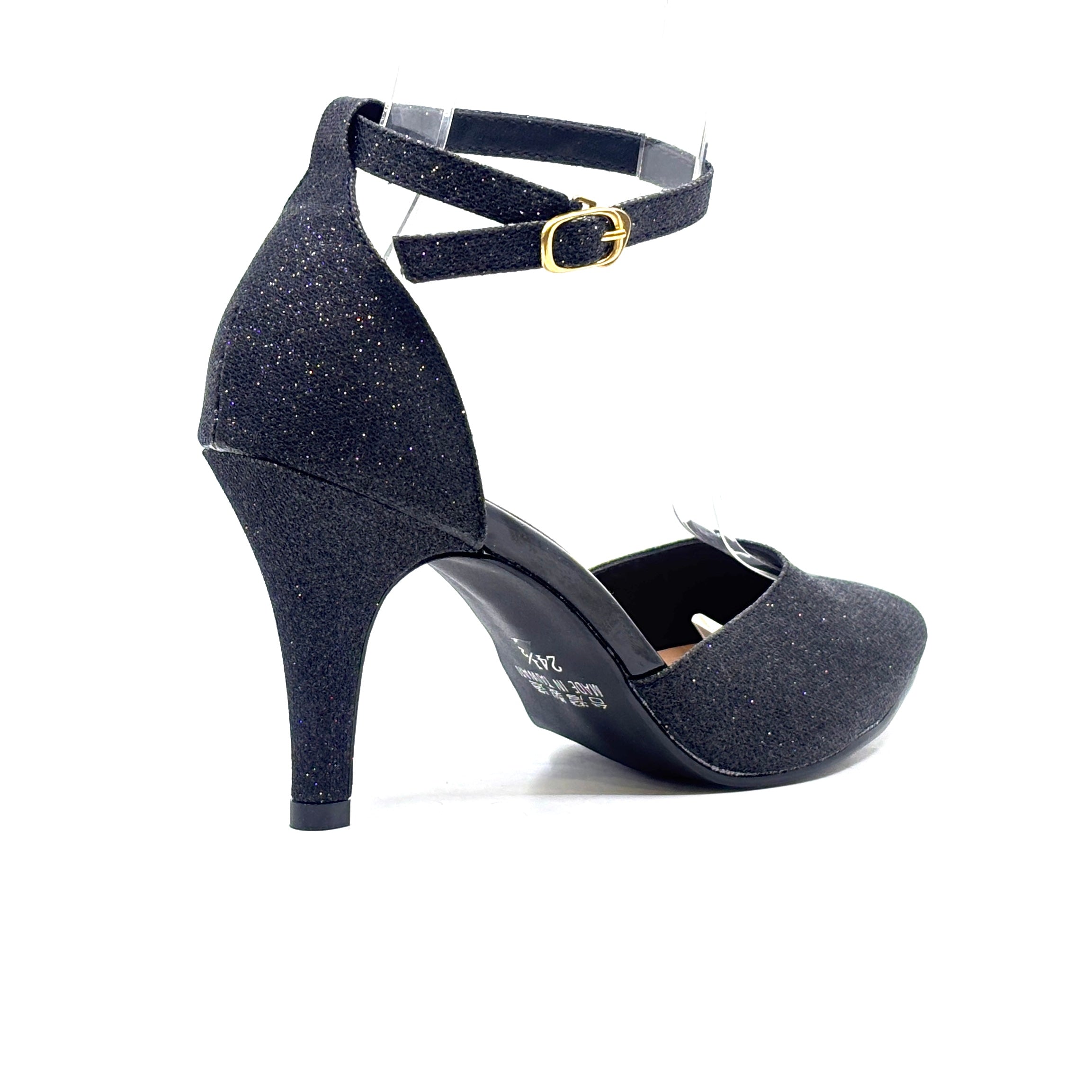 Adeera Pumps