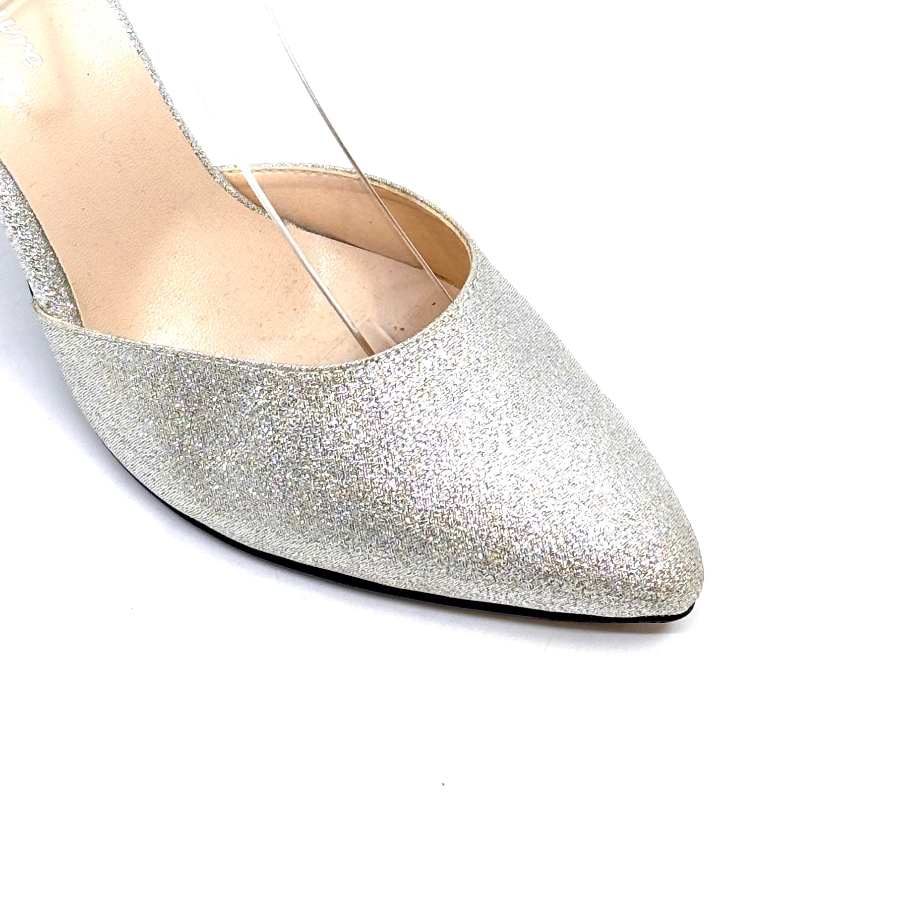 Adeera Pumps