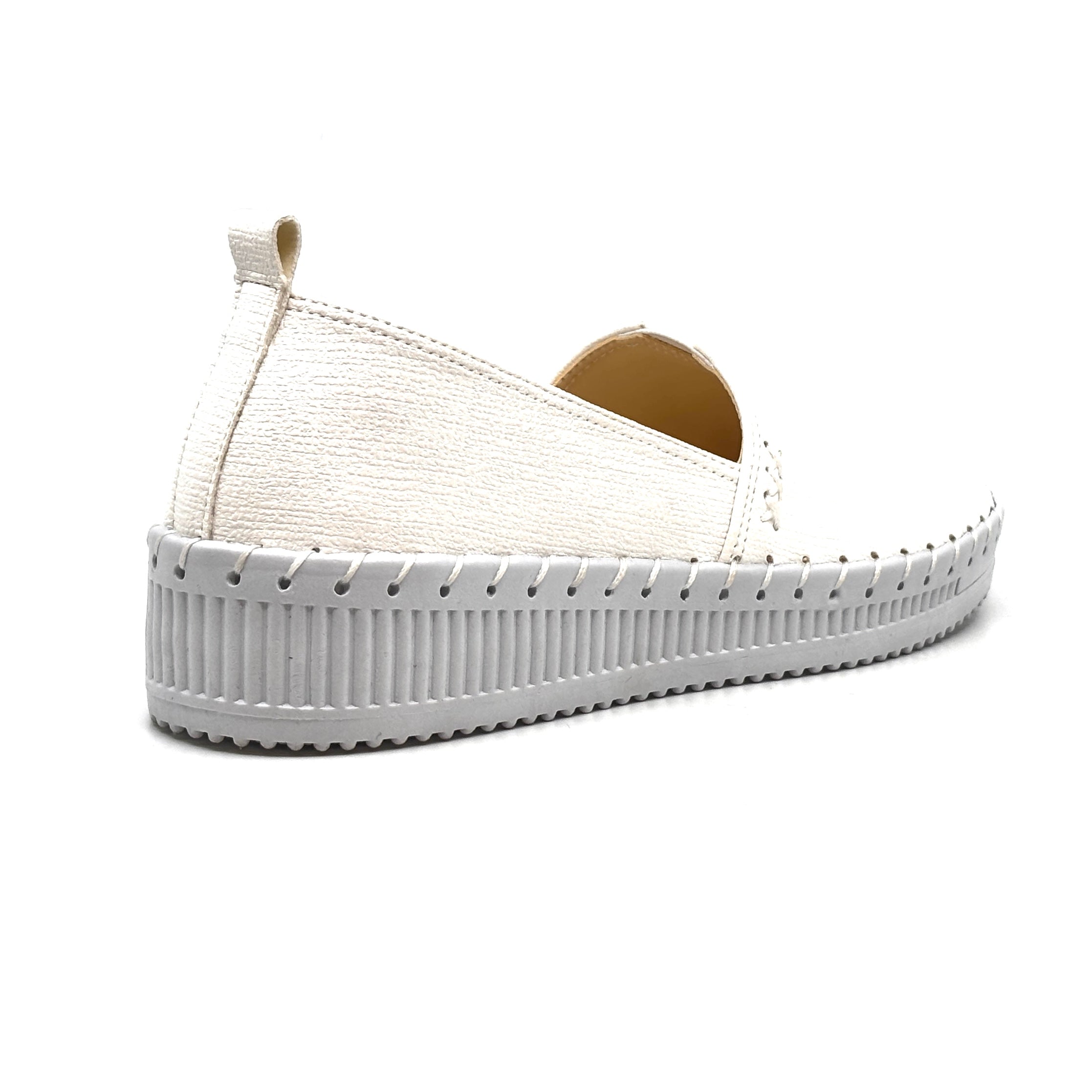 Logan- thick heel